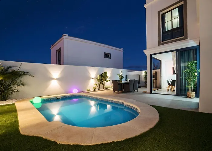 Вилла Palmera Jacuzzi